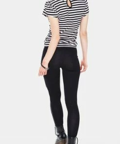 Jawbreaker Salem Grumpy Kitty Leggings -Spooky Threads salem grumpy kitty leggings lga 6535 05.646 300x